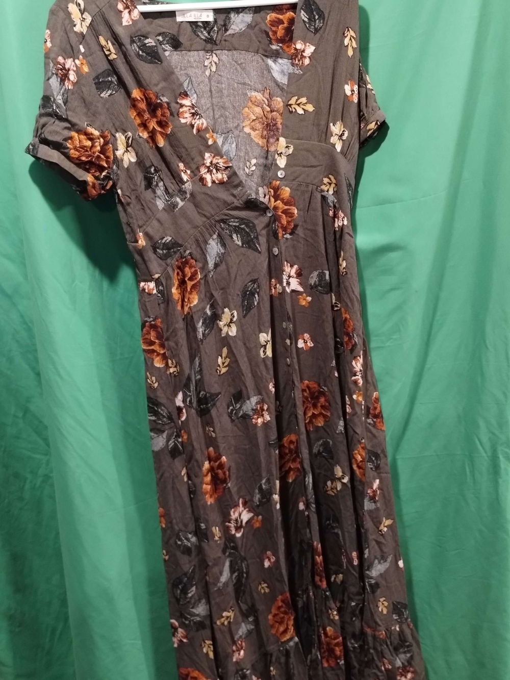 Floral Button-Front Maxi Dress in Gray with Brown Accents
